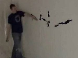 「空手描画法」でブルースリーを描く