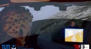 脳波でフライトシミュレーターを動かすことに成功