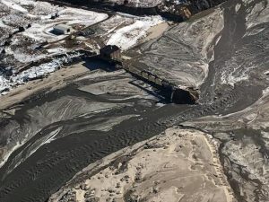 ネブラスカ州の洪水の原因となった決壊したダム