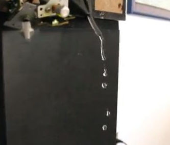 音波で流水が止まって見える実験映像