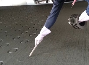 丸型滑り止め工法の施工の仕方