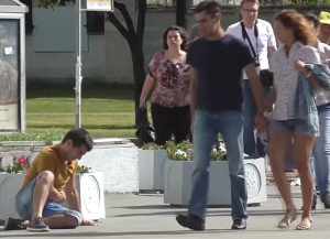 ロシア人とアメリカ人のどちらが親切か？