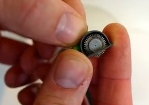 3Dプリンタで世界最小電動ノコギリを作った動画